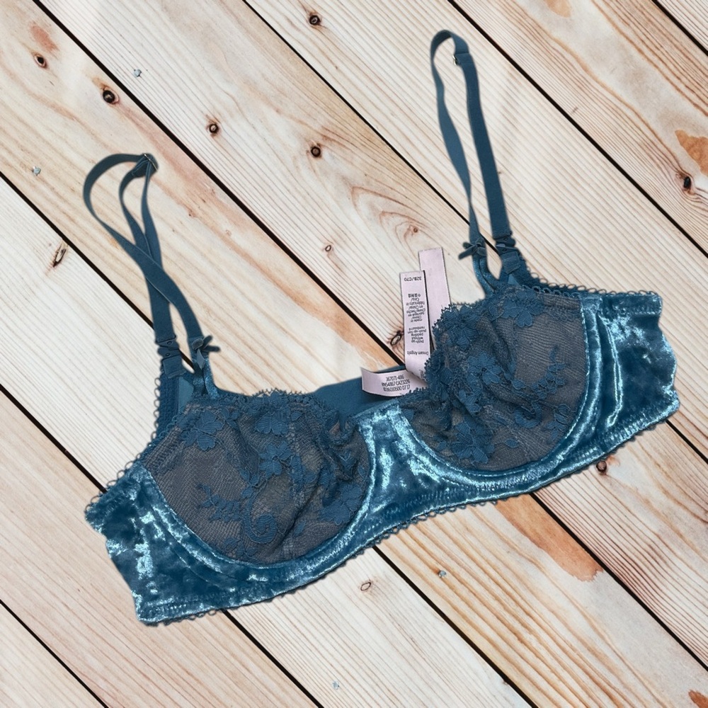 Victorias Secret 32B dream angels teal velvet push-up without padding bra